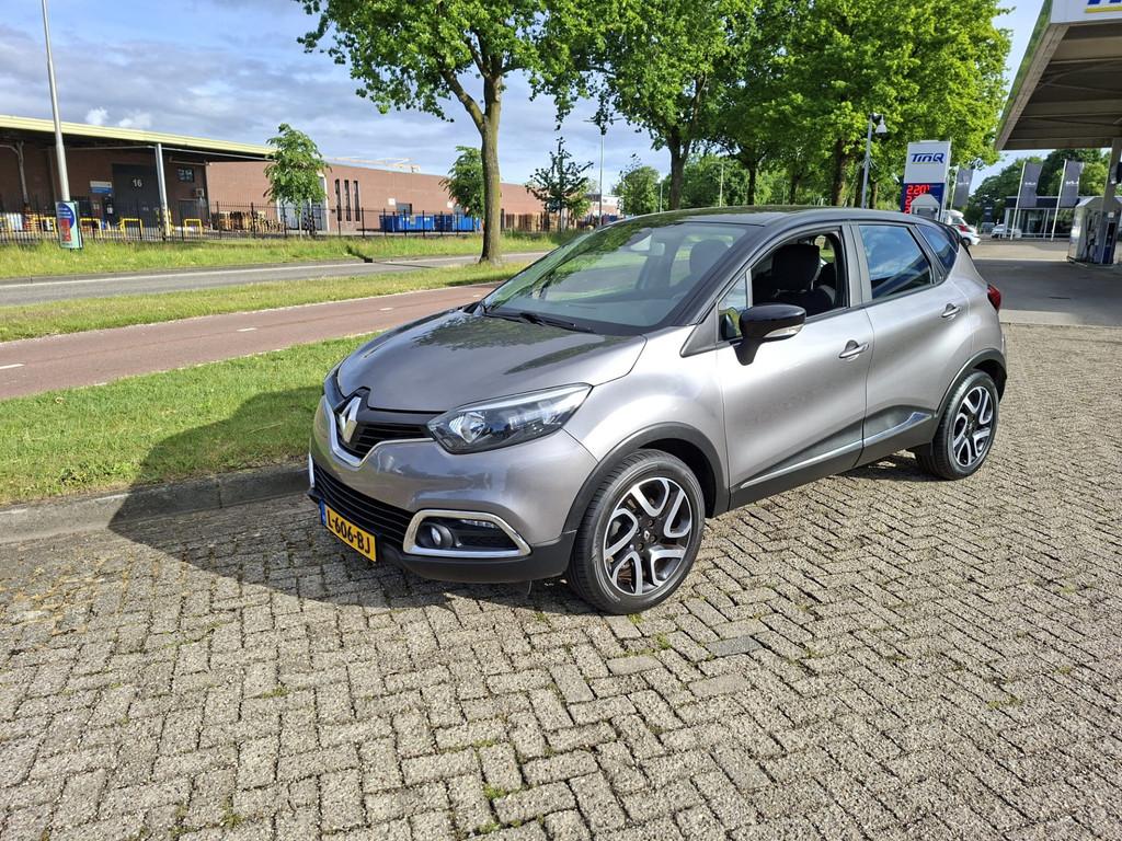 Renault Captur 1.2 TCe Dynamique GEREVISEERDE MOTOR, Euro 5, 4 cilinders, 19 km/l, SUV of Terreinwagen