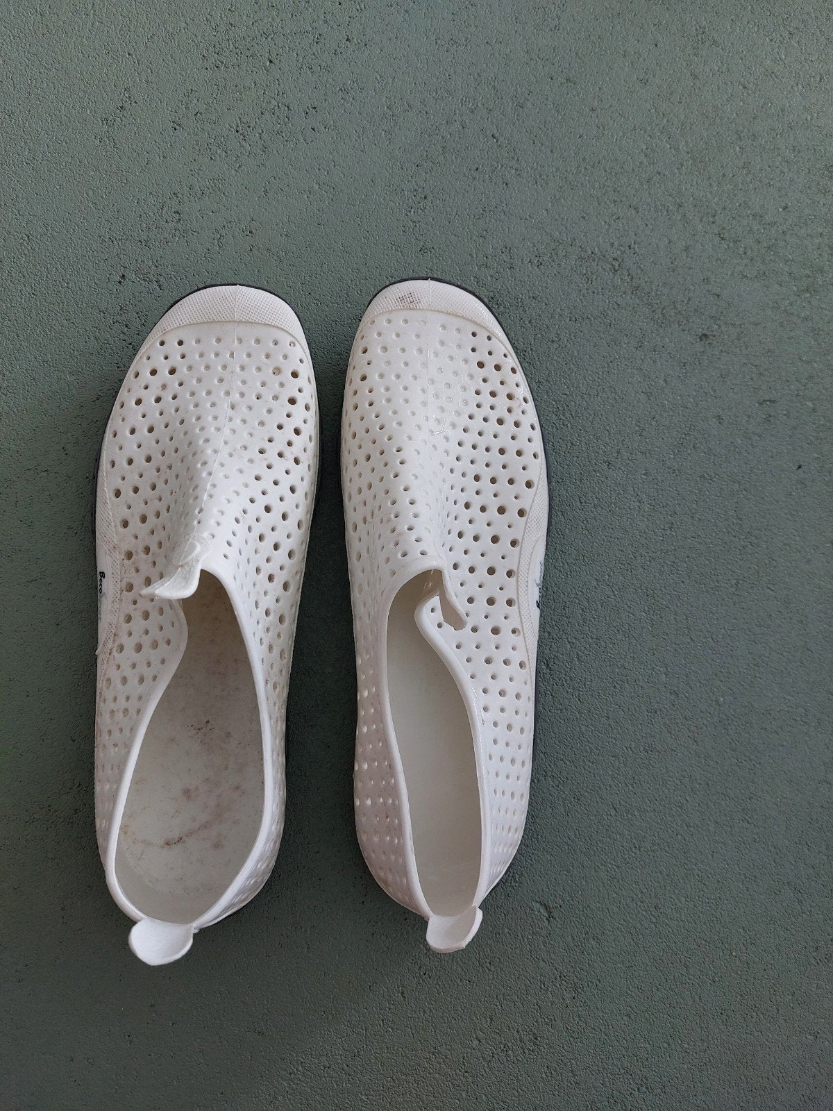 Witte waterschoenen met gaatjes / maat 41, Ophalen, Zo goed als nieuw, Wit, Sneakers of Gympen