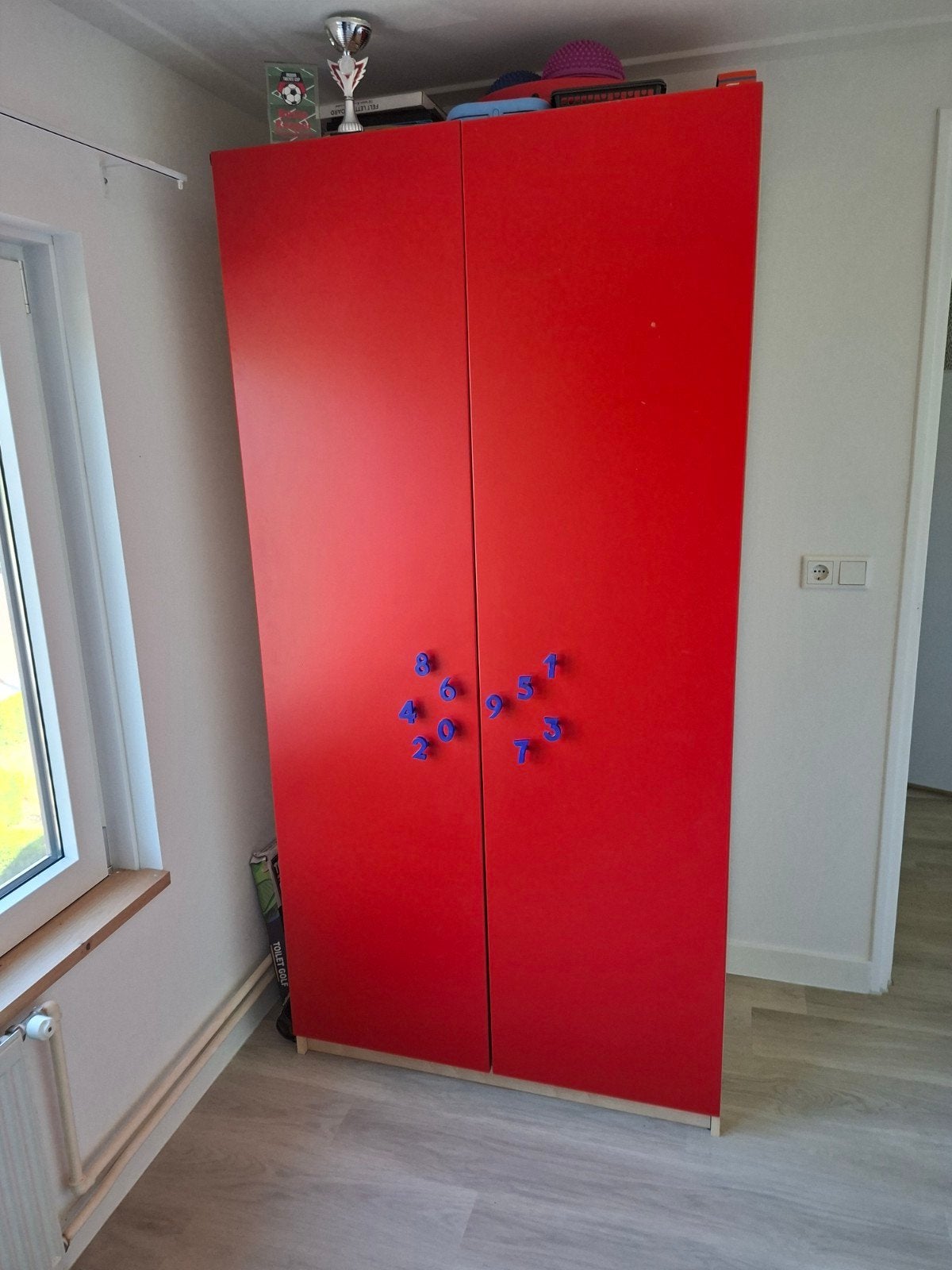 Rode ikea kledingkast, Ophalen, Gebruikt, 50 tot 75 cm, 150 tot 200 cm
