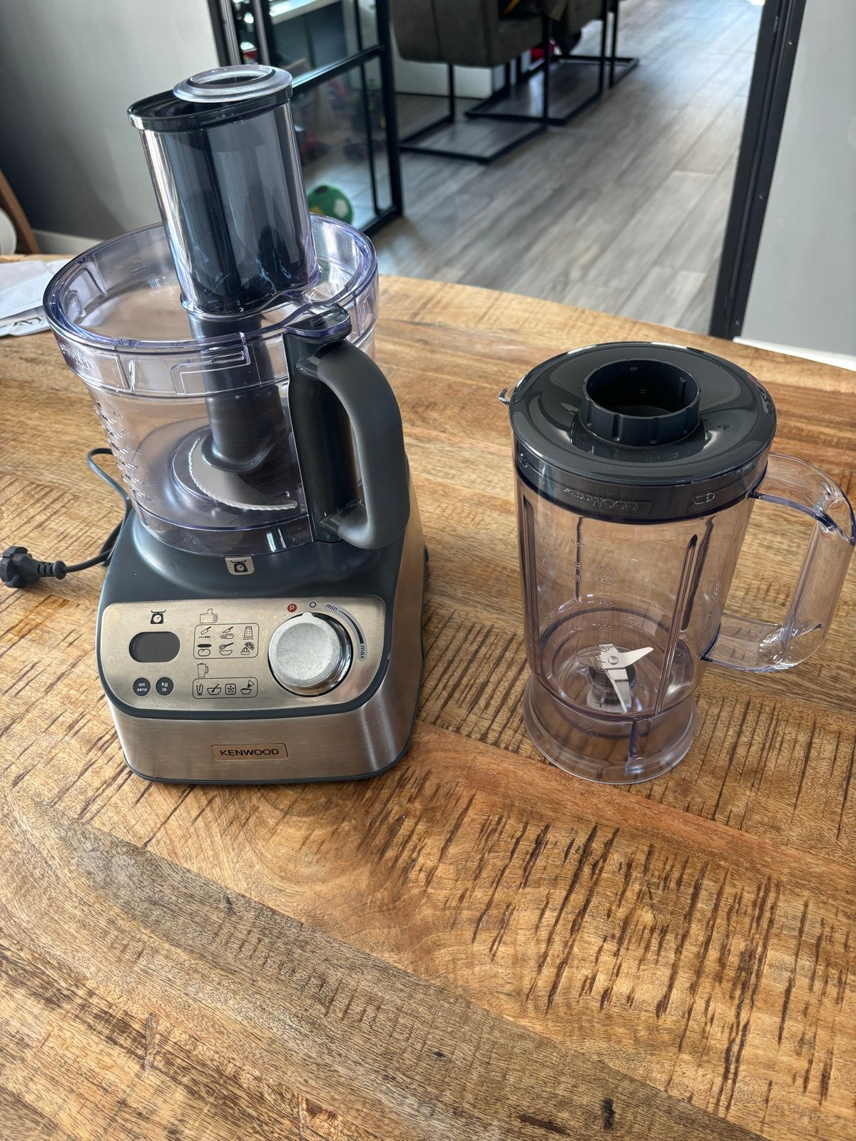 Kenwood Multipro Express Weigh Keukenmachine, Ophalen, 3 snelheden of meer, Zo goed als nieuw, 2 tot 3 liter