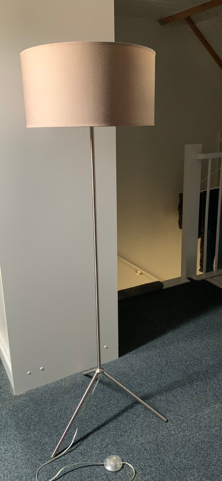 Nette vloerlamp, Ophalen, Zo goed als nieuw, 150 tot 200 cm
