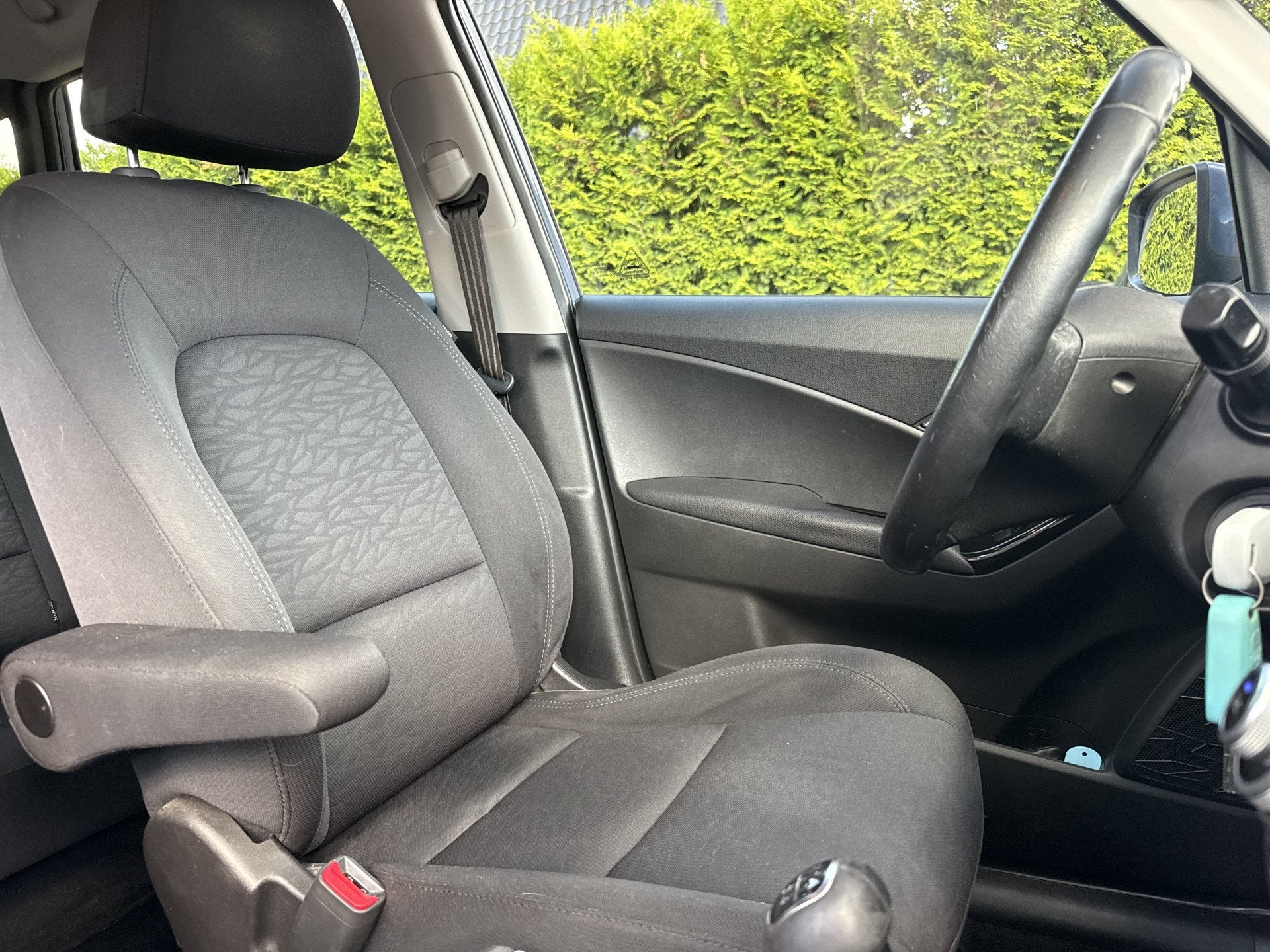 Hyundai ix20 1.4i i-Vision 90pk, Clima | Trekhaak (bj 2014), Auto's, Hyundai, Voorwielaandrijving, Euro 5, Stof, Gebruikt