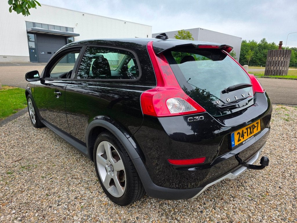 Volvo C30 1.6 D2 R-Design Pro Edition Airco Leer Trekhaak, Auto's, Volvo, Voorwielaandrijving, Automatische klimaatregeling, Gebruikt