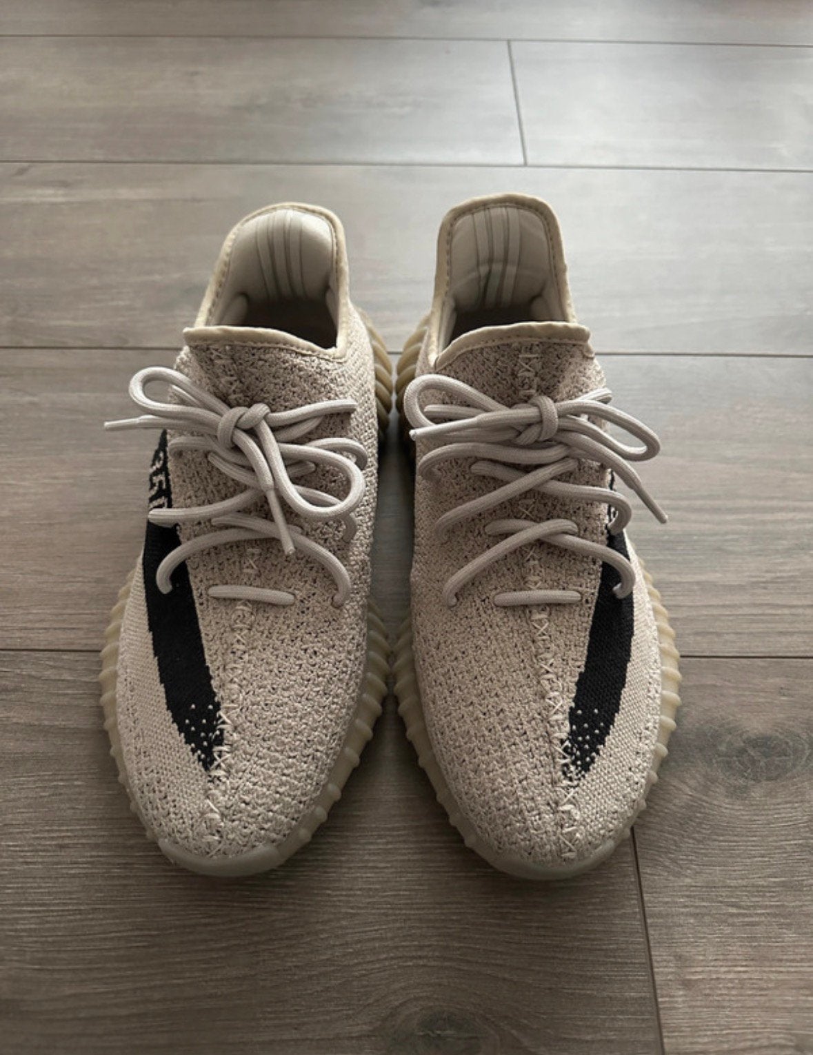 Adidas Yeezy Boost 350 v2 Slate 43 1/3, Kleding | Heren, Schoenen, Ophalen of Verzenden, Zo goed als nieuw, Overige kleuren, Sneakers of Gympen