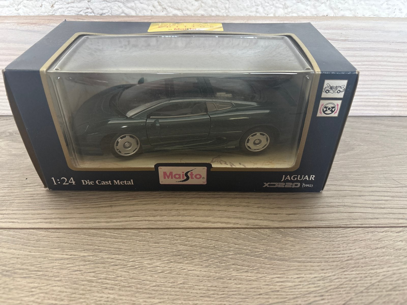 Maisto Jaguar XJ220 (1992) 1:24 Schaalmodel Die-cast, Ophalen of Verzenden, Nieuw, Auto, Maisto
