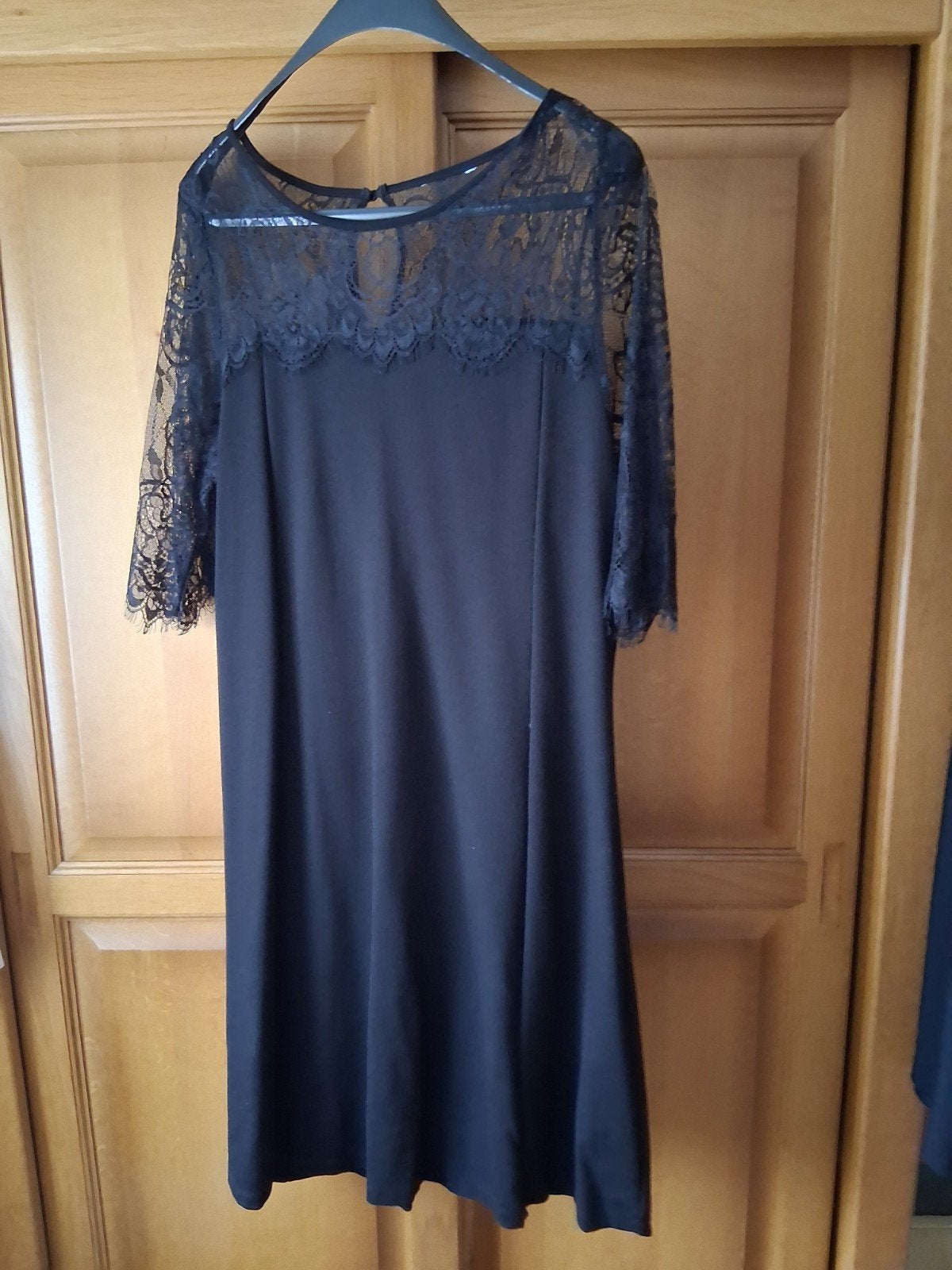 3x Jurken Charles Vögele, 1x gedragen, maat 46/48, Kleding | Dames, Ophalen, Maat 46/48 (XL) of groter, Onder de knie, Charles Vögele