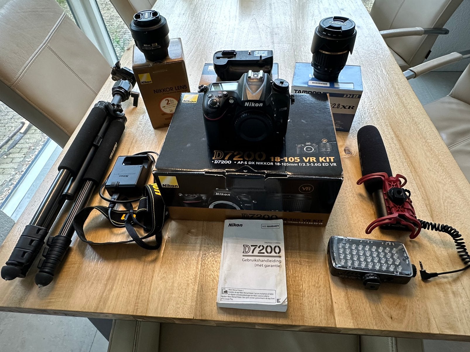 Nikon d7200 + 35mm + 17-50mm + grip + statief + filters etc, Ophalen, Zo goed als nieuw, Nikon, Geen optische zoom