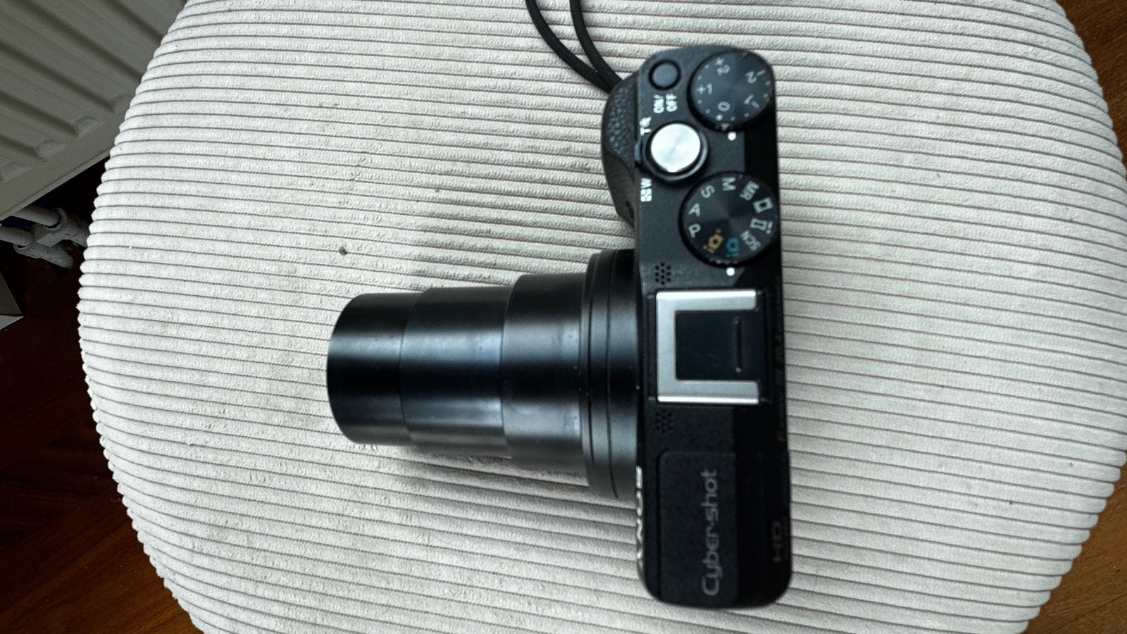 Sony Cybershot DSC-HX60 Compactcamera met 30x optische zoom, Ophalen, Gebruikt, Oplader, Beeldstabilisatie
