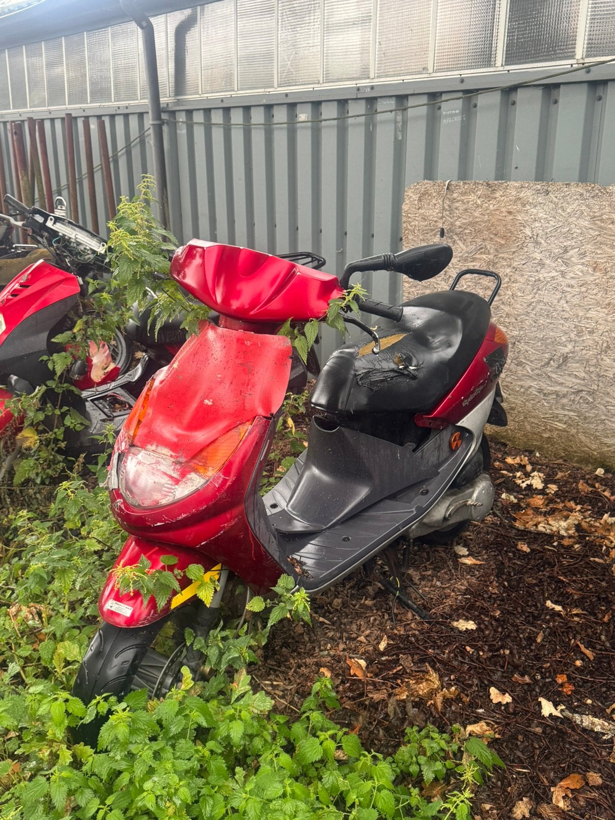 Peugeot viva city 2takt onderdelen, Fietsen en Brommers, Scooters | Peugeot, Tweetakt, Maximaal 45 km/u, Ophalen of Verzenden
