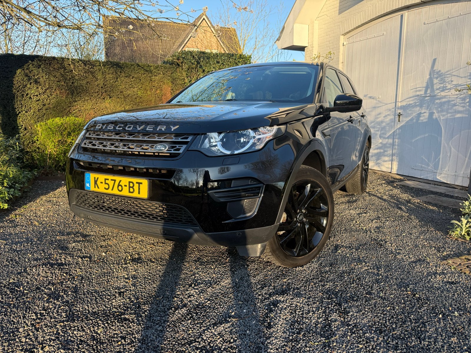 Land Rover Discovery Sport 2.0 TD4 150pk 4WD AUT 5p. 2019, Auto's, Land Rover, 4 cilinders, Discovery Sport, Zwart, Diesel