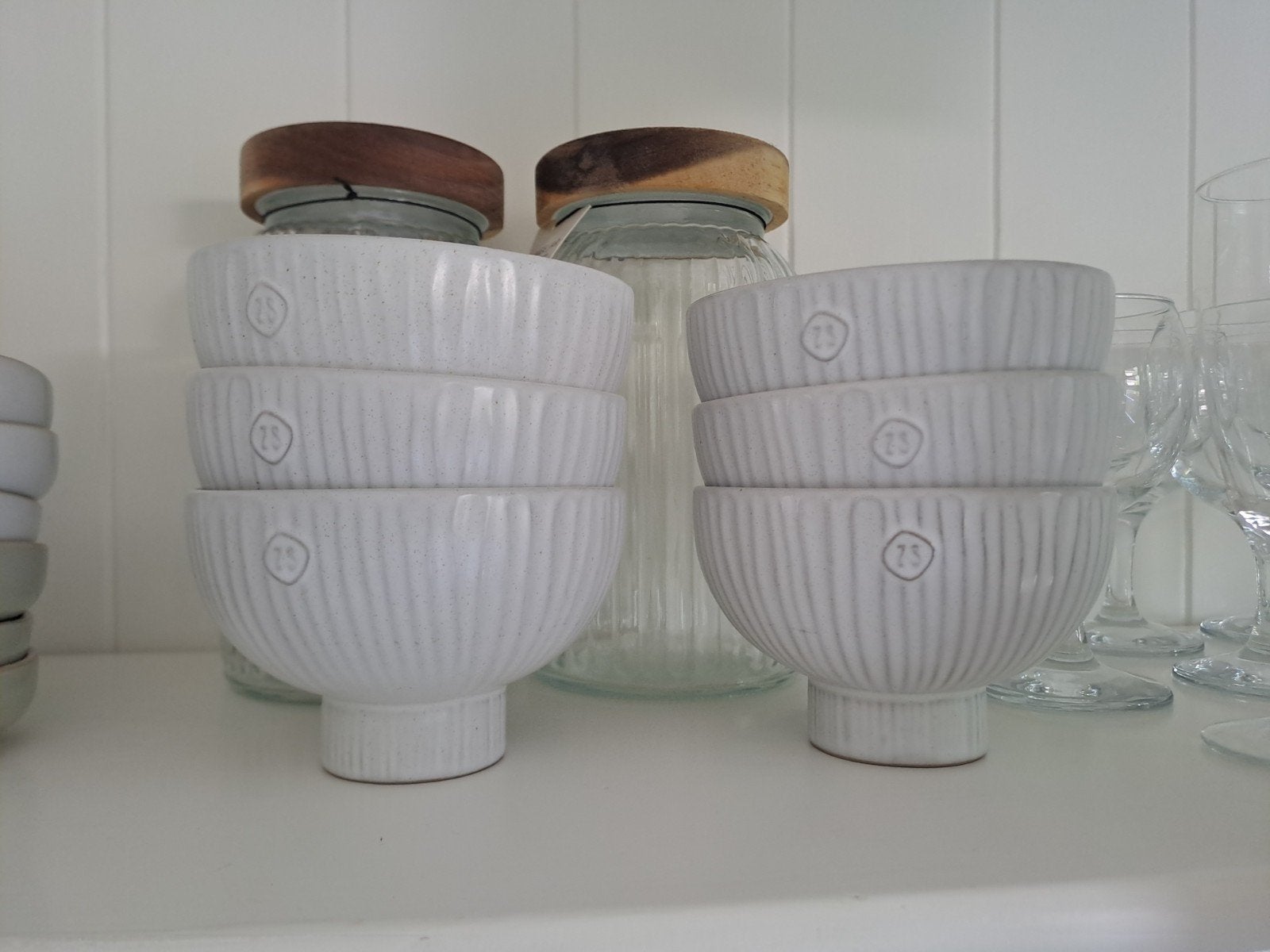 6 nieuwe soepkommen ribbel op voet Zusss, Overige merken, Nieuw, Ophalen of Verzenden, Kom(men)
