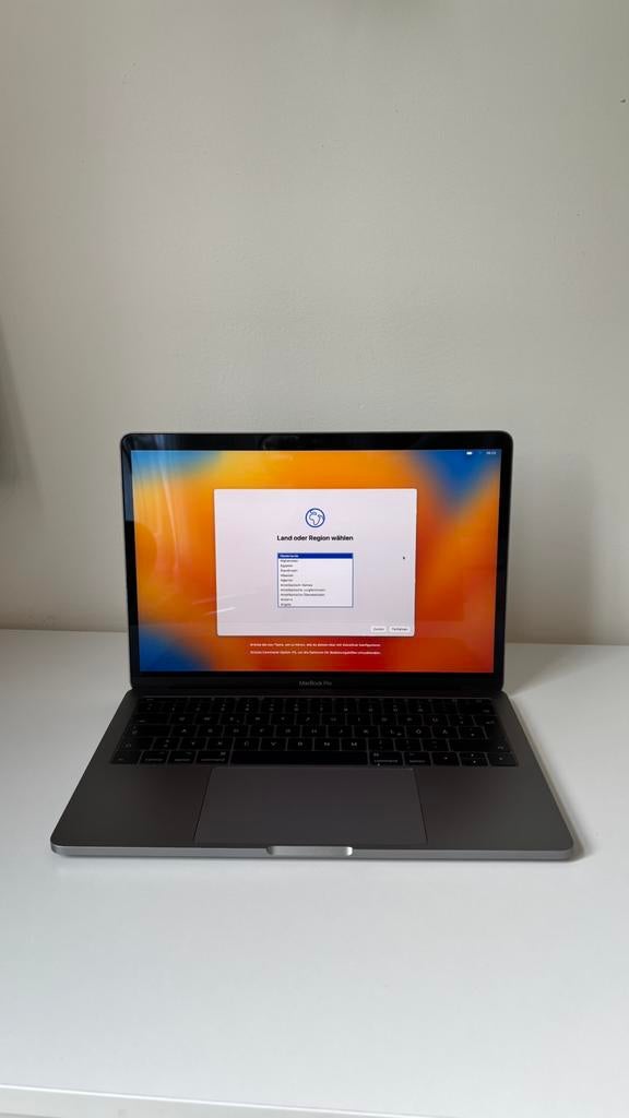 Apple MacBook Pro 13” (2017) — Space Grey, Computers en Software, Apple Macbooks, Ophalen of Verzenden, Zo goed als nieuw, 8 GB