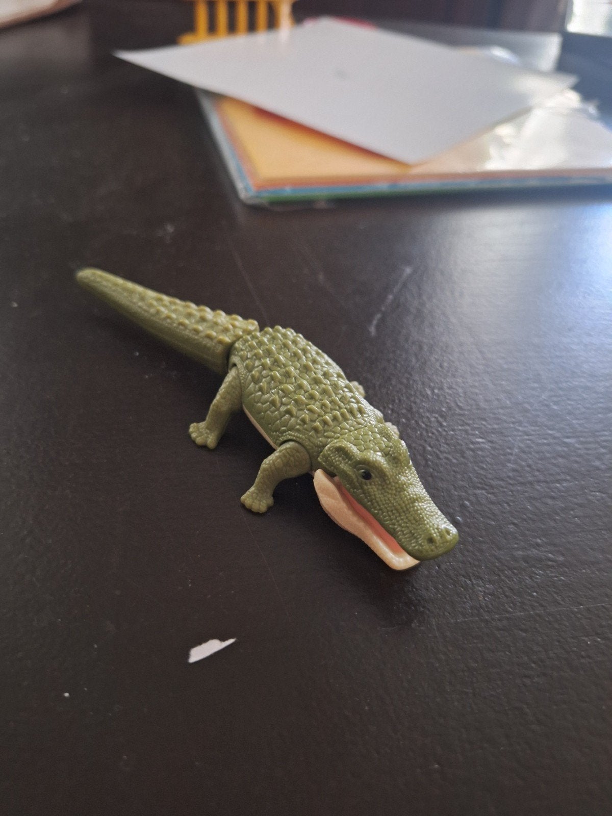 krokodil poppetje, Ophalen of Verzenden, Zo goed als nieuw, Reptiel of Amfibie, Beeldje of Figuurtje