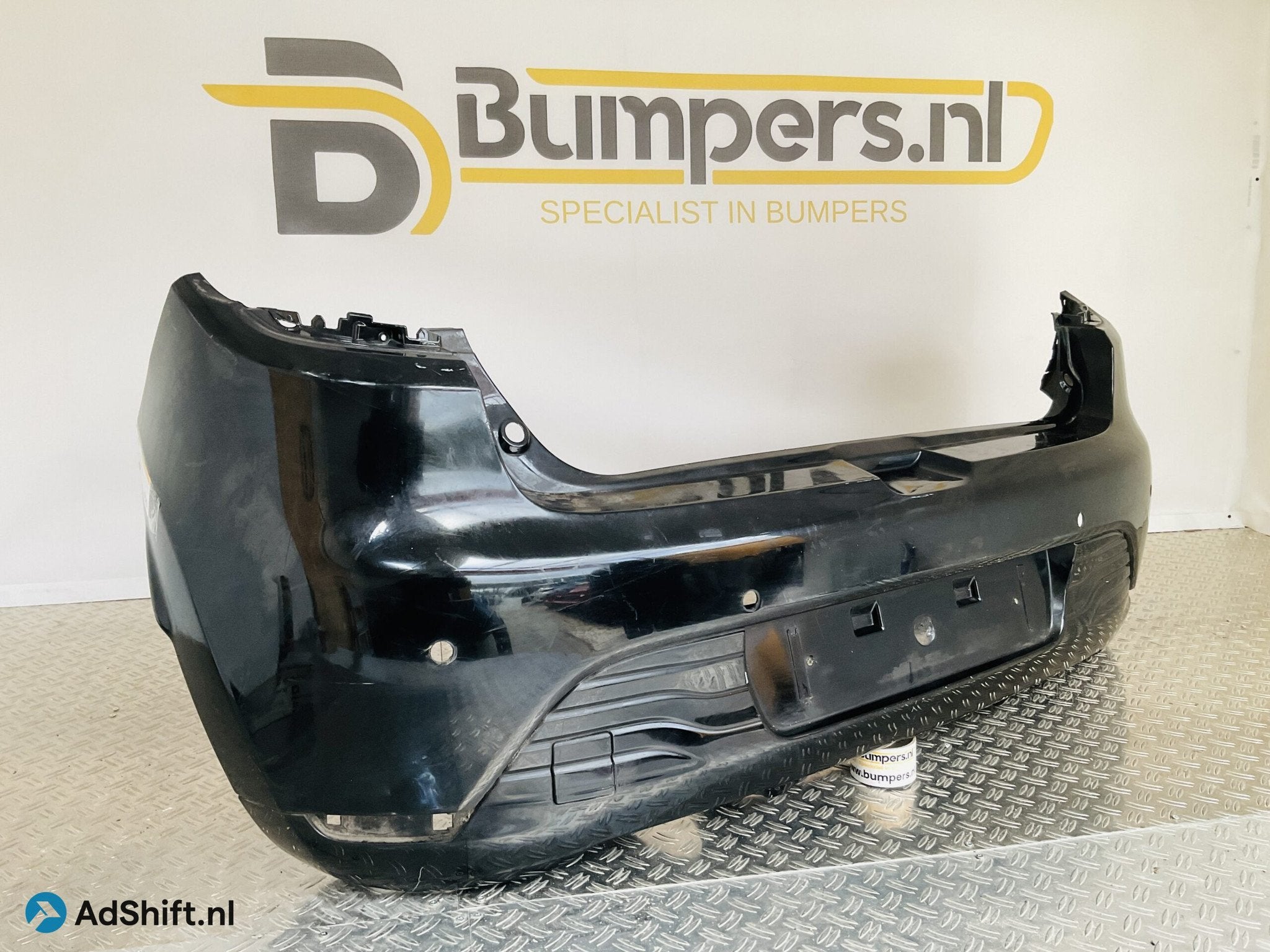 BUMPER Renault Clio 4 4xpdc 2013-2016 850225639R Achterbumpe, Bumper