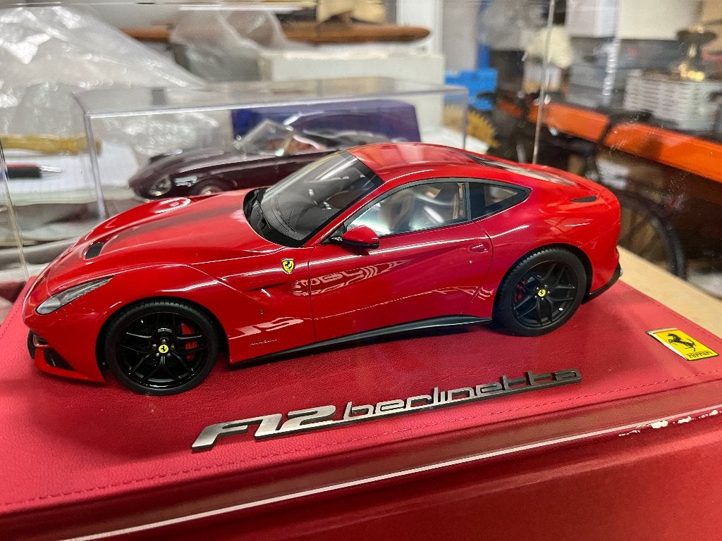 Ferrari. BBR. Nieuw ! . 1/18, Ophalen of Verzenden, Nieuw, Overige merken