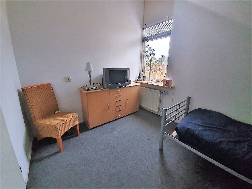MOOIE KAMER TE HUUR IN ASSEN VOOR STUDENTE / JONGE VROUW, Minder dan 20 m², Groningen