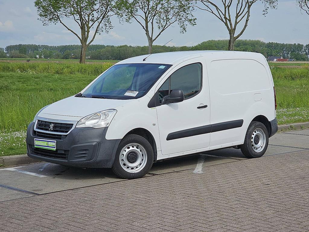 PEUGEOT PARTNER, Gebruikt, Wit, Te koop, Euro 6