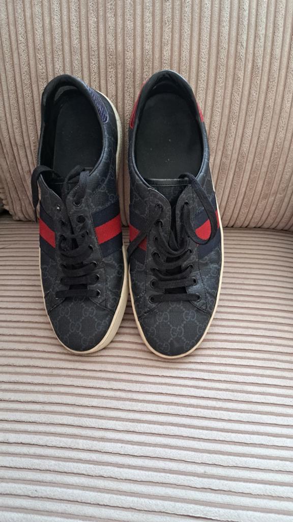 Gucci Ace Sneakers met GG Monogram en Webstreep, Zwart, Ophalen of Verzenden, Sneakers of Gympen, Gucci