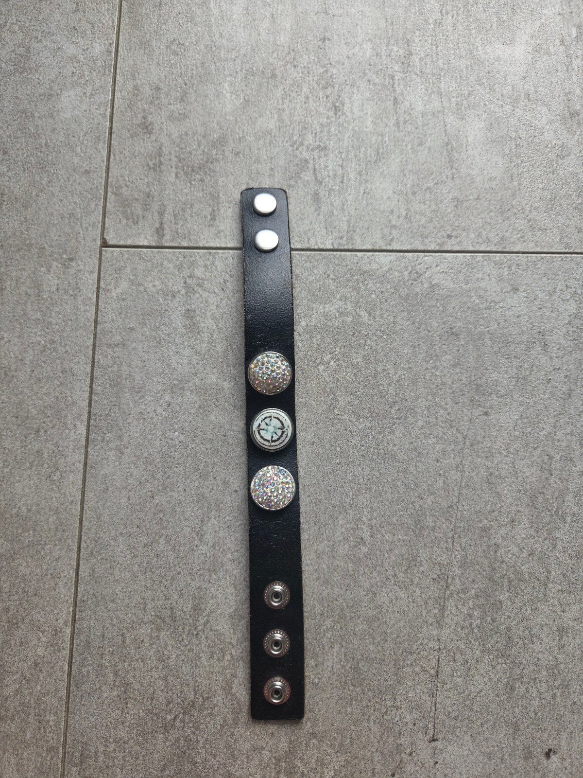 Clix Ona Armband met verwisselbare bedels, Gebruikt, Met bedels of kralen, Zwart, Leer