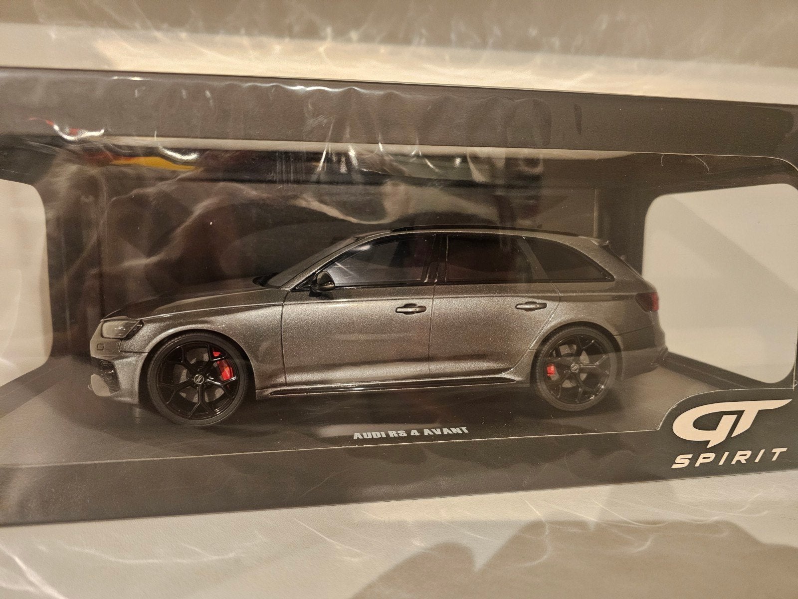 GT SPIRIT GT456 Audi RS4 Avant Competition 1:18, Ophalen of Verzenden, Zo goed als nieuw, Auto, Overige merken