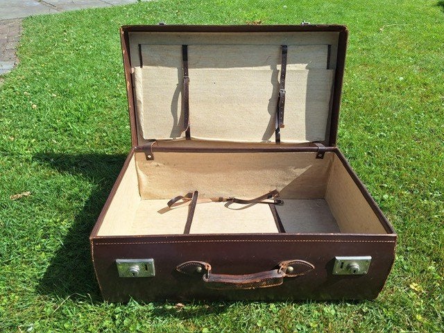oude lederen koffer, Gebruikt, Slot, Leer, 35 tot 45 cm