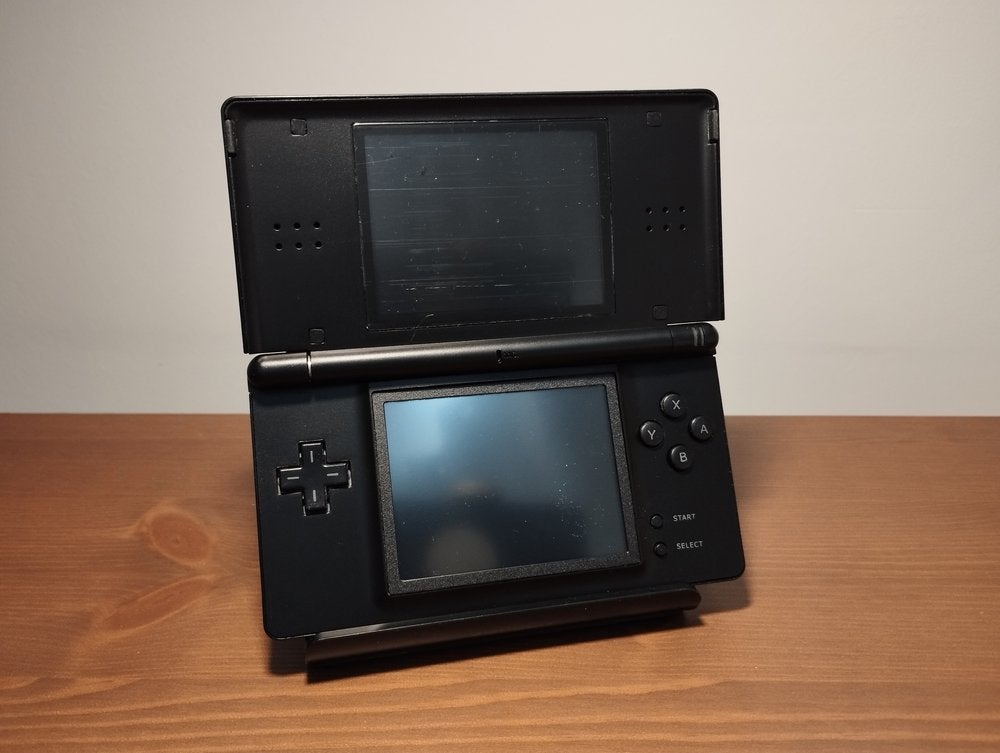 Krasvrij! - Nintendo DS lite Zwart refurbished + nieuwe case, Spelcomputers en Games, Spelcomputers | Nintendo DS, Ophalen of Verzenden