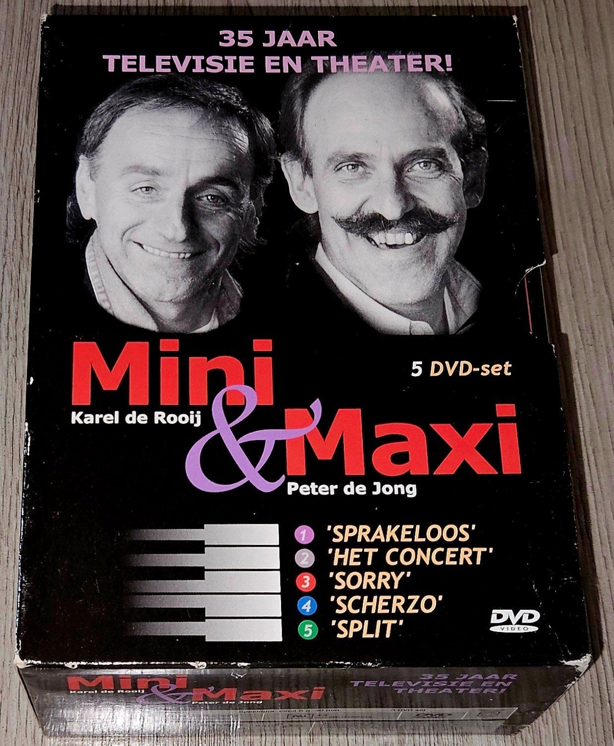 Mini & Maxi - 35 Jaar Televisie en Theater (5 DVD-set), Alle leeftijden, Ophalen of Verzenden, Zo goed als nieuw, Nederlands