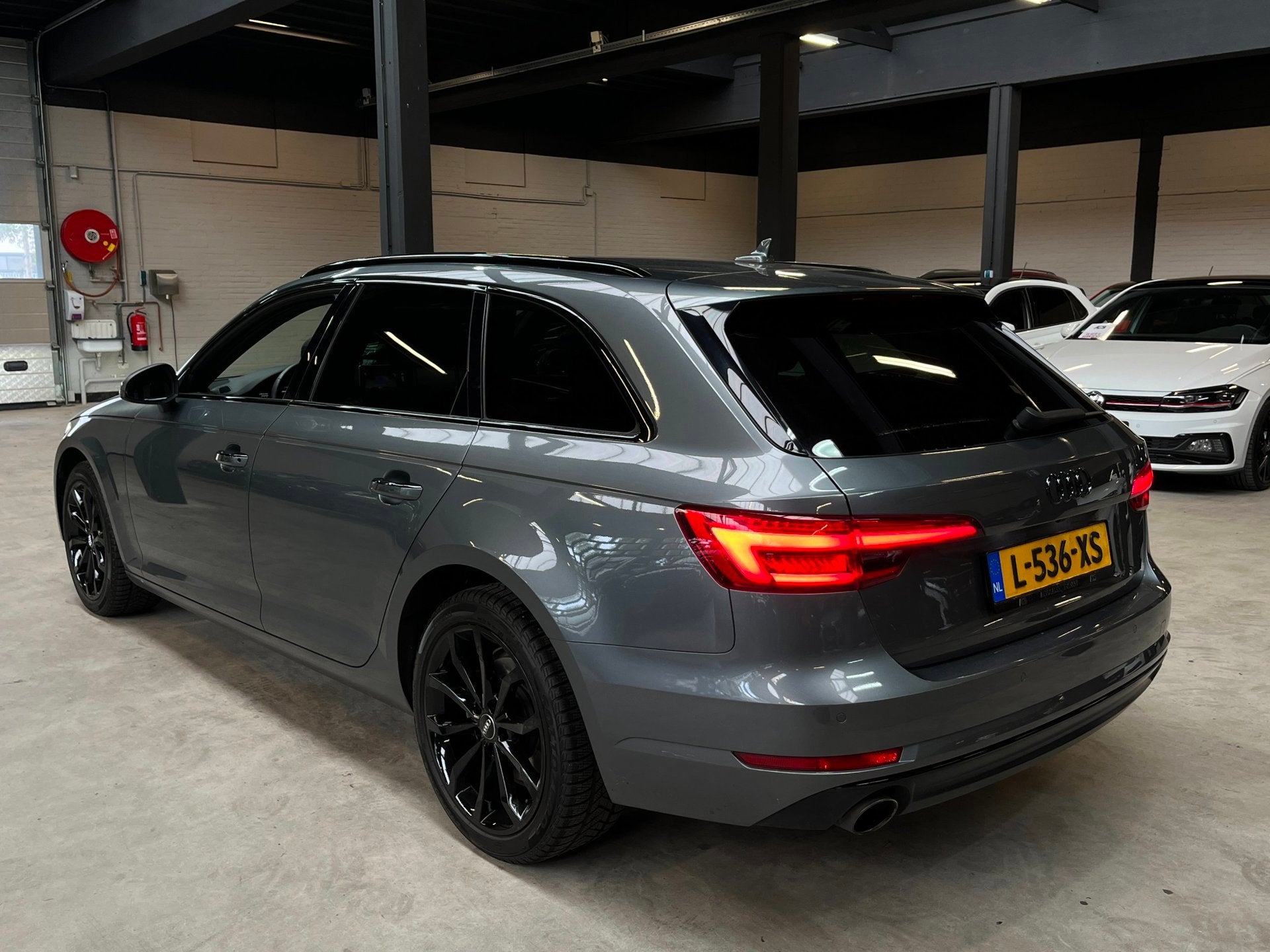 Foto 3 van Audi A4 Avant 2.0 TFSI ultra Sport *Virtual/Sfeer/Carplay/Au