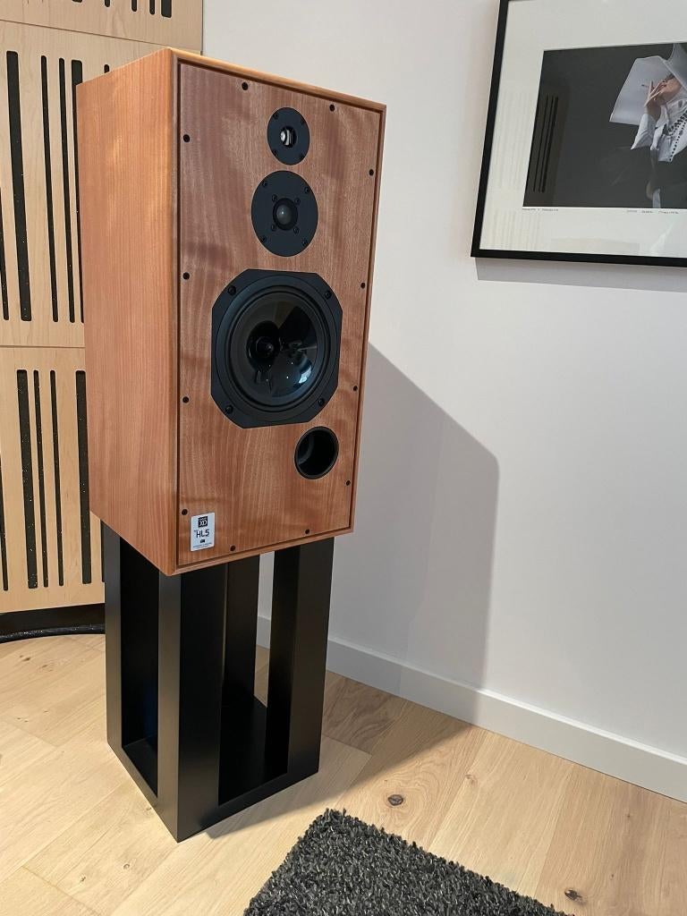 Harbeth Super HL5 Plus XD + stand RIBOLI, Zo goed als nieuw, 120 watt of meer, Front, Rear of Stereo speakers, Ophalen