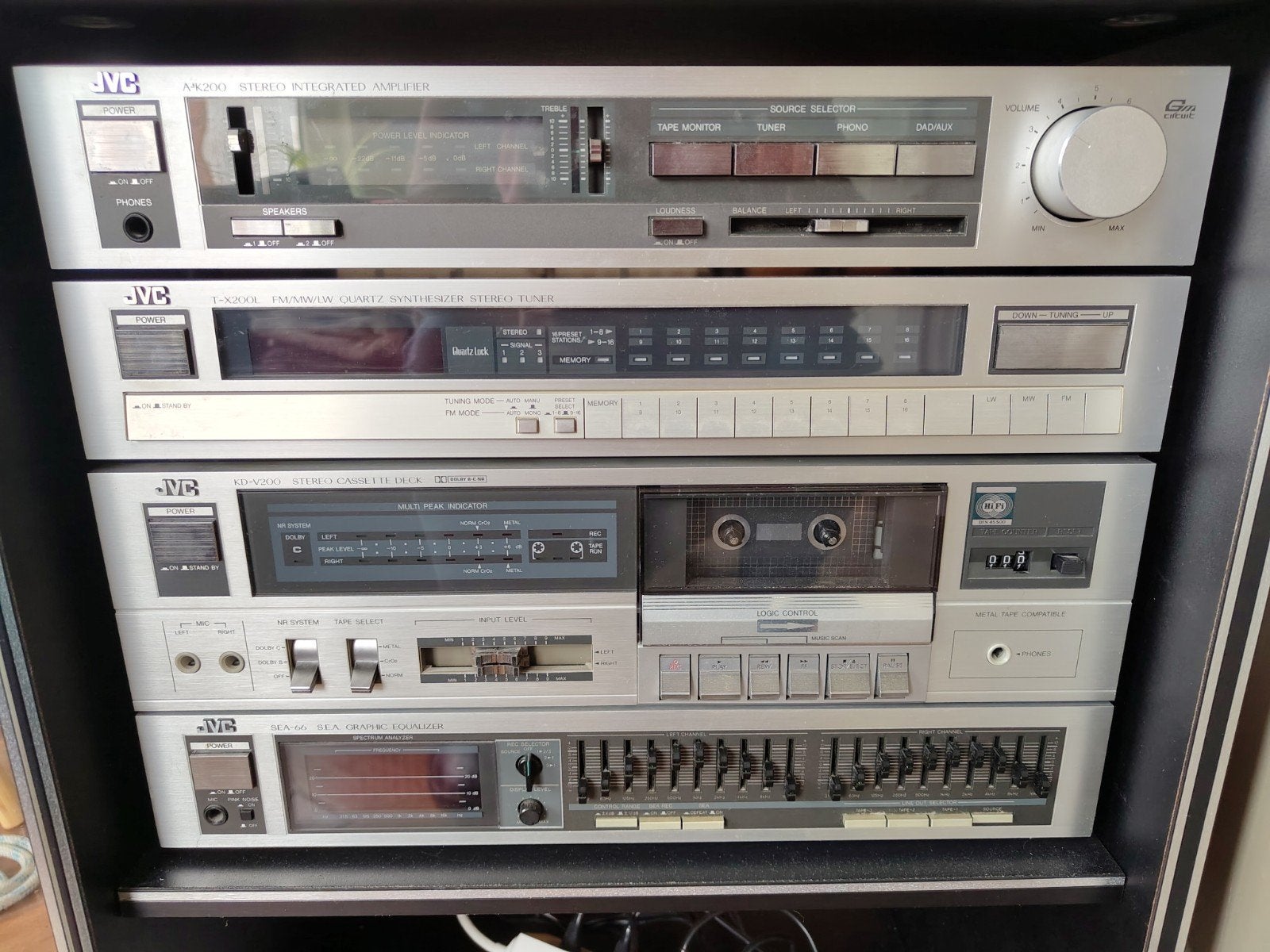 JVC Vintage complete stereo set '80s met kast., Audio, Tv en Foto, Stereo-sets, Ophalen, JVC