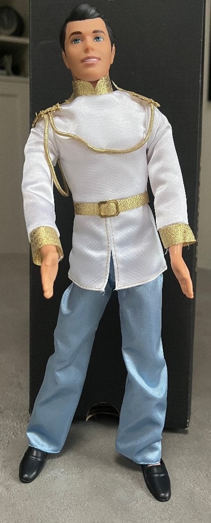 Barbie Ken Prins Pop met Schaatsen - Zo goed als nieuw, Verzamelen, Ophalen of Verzenden, Zo goed als nieuw, Pop