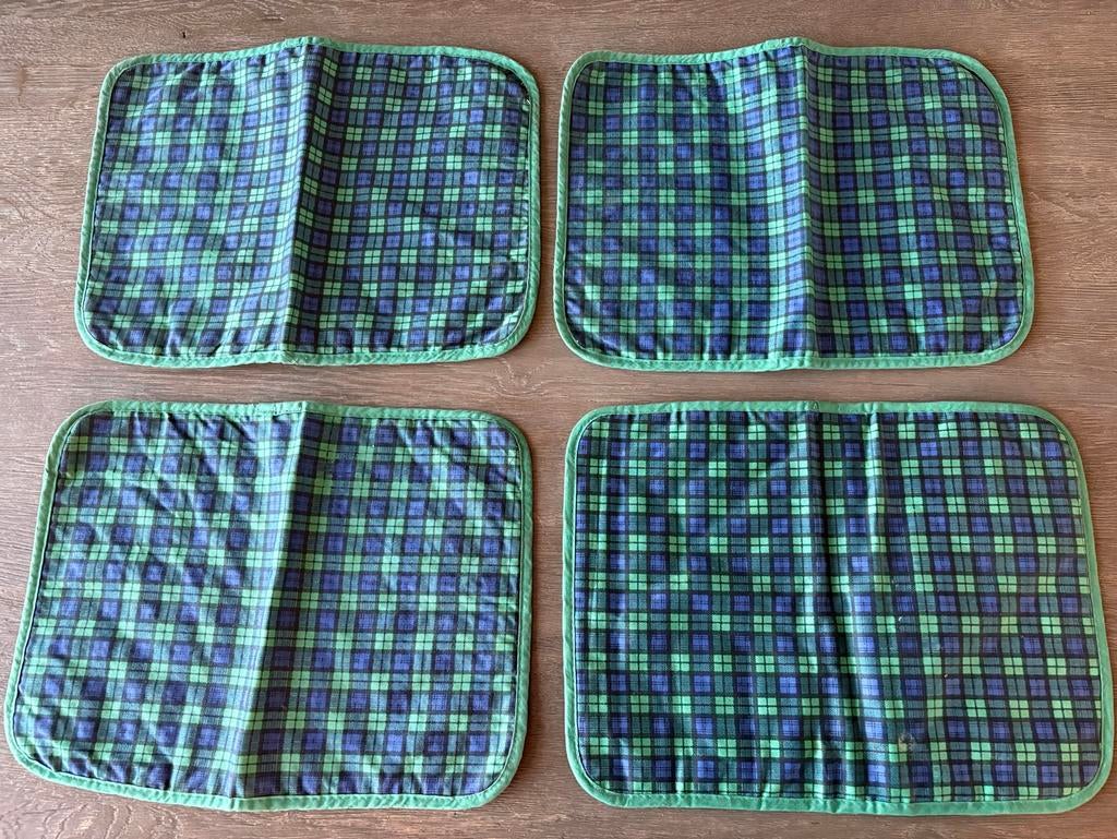 Set van 4 Gewatteerde Placemats - Schotse Ruit / Tartan, Overige typen, Ophalen of Verzenden, Zo goed als nieuw, Meerkleurig