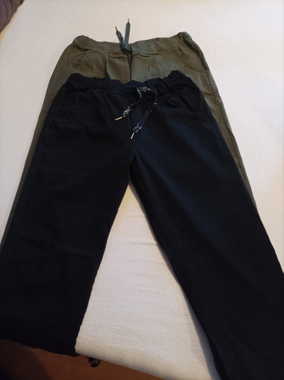 Twee vlotte broeken xxl, Maat 42/44 (L), Ophalen of Verzenden, Zo goed als nieuw, Lang