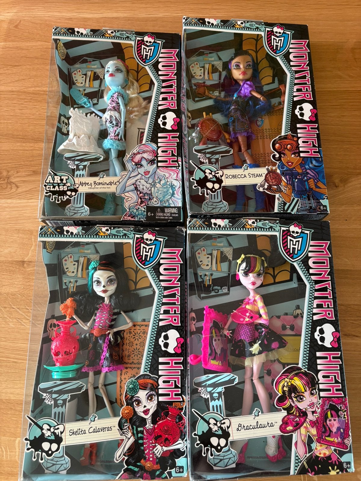 Monster high Art class nieuw in doos complete set, Ophalen of Verzenden, Zo goed als nieuw, Overige typen