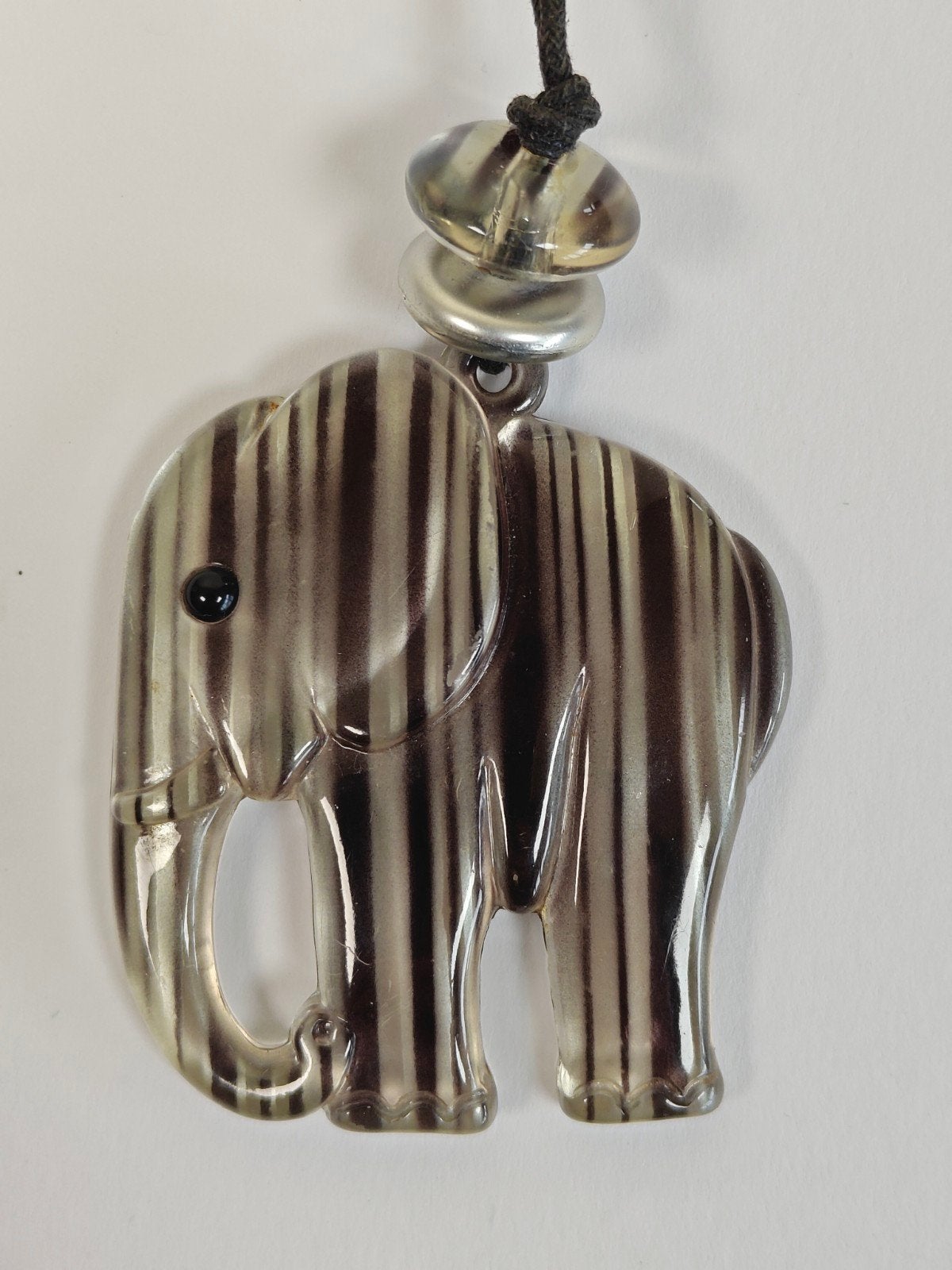 Vintage Kettinghanger, hanger, bedel. Olifant. Lucite, Ophalen of Verzenden, Zo goed als nieuw, Overige materialen, Dier