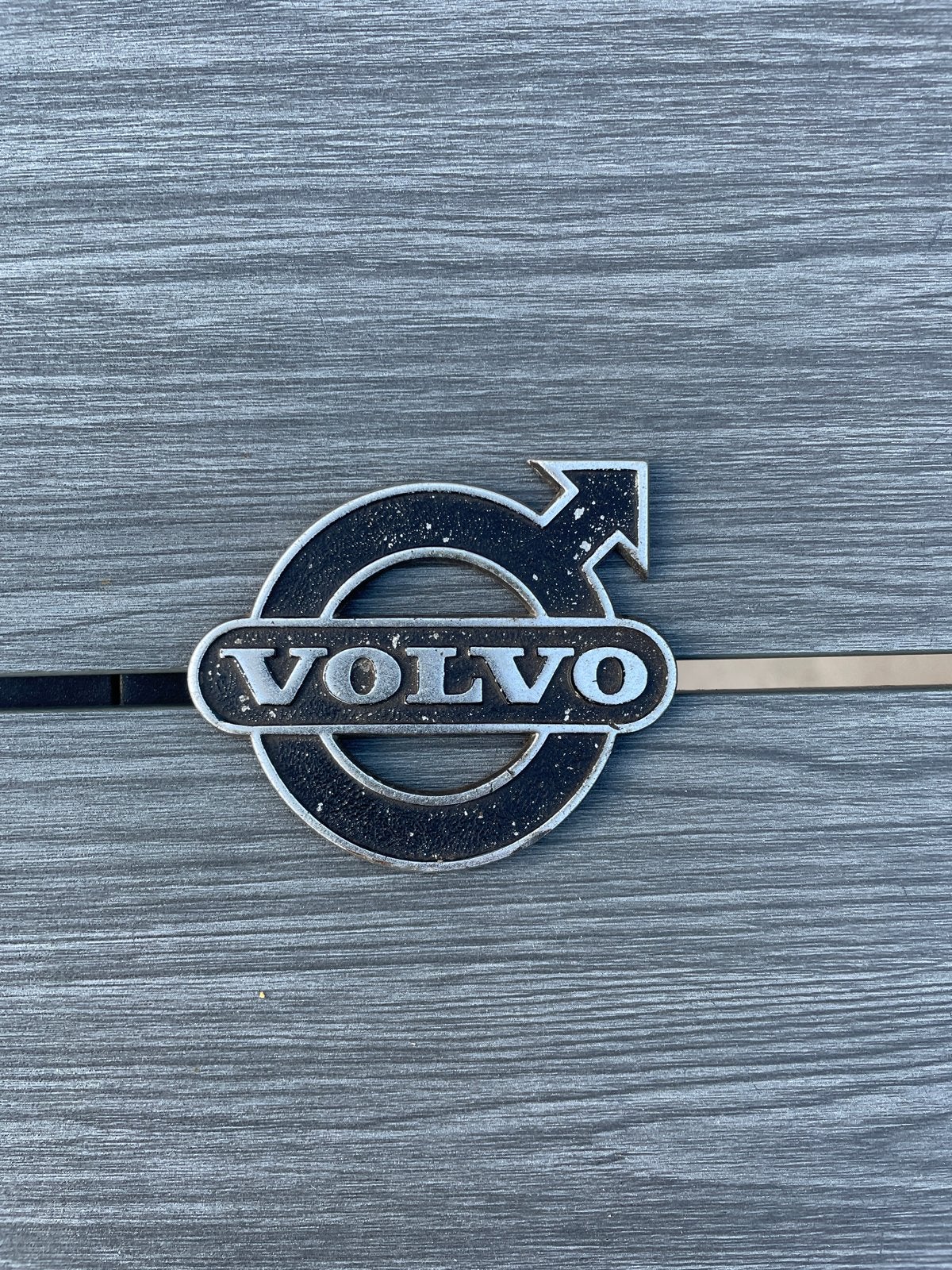 Vintage Volvo embleem - Klassiek auto-onderdeel, Ophalen of Verzenden, Gebruikt, Volvo