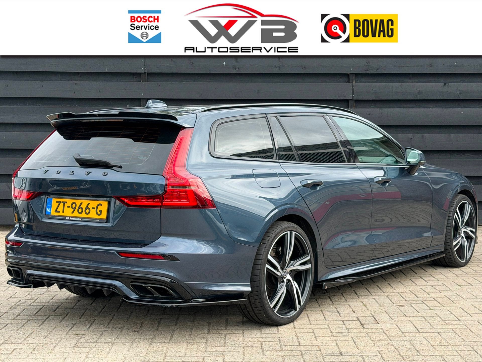 Volvo V60 2.0 T4 Polestar I H&K I Blind Spot I Leder I 360, Auto's, Volvo, 15 km/l, 1969 cc, Blauw, 1603 kg