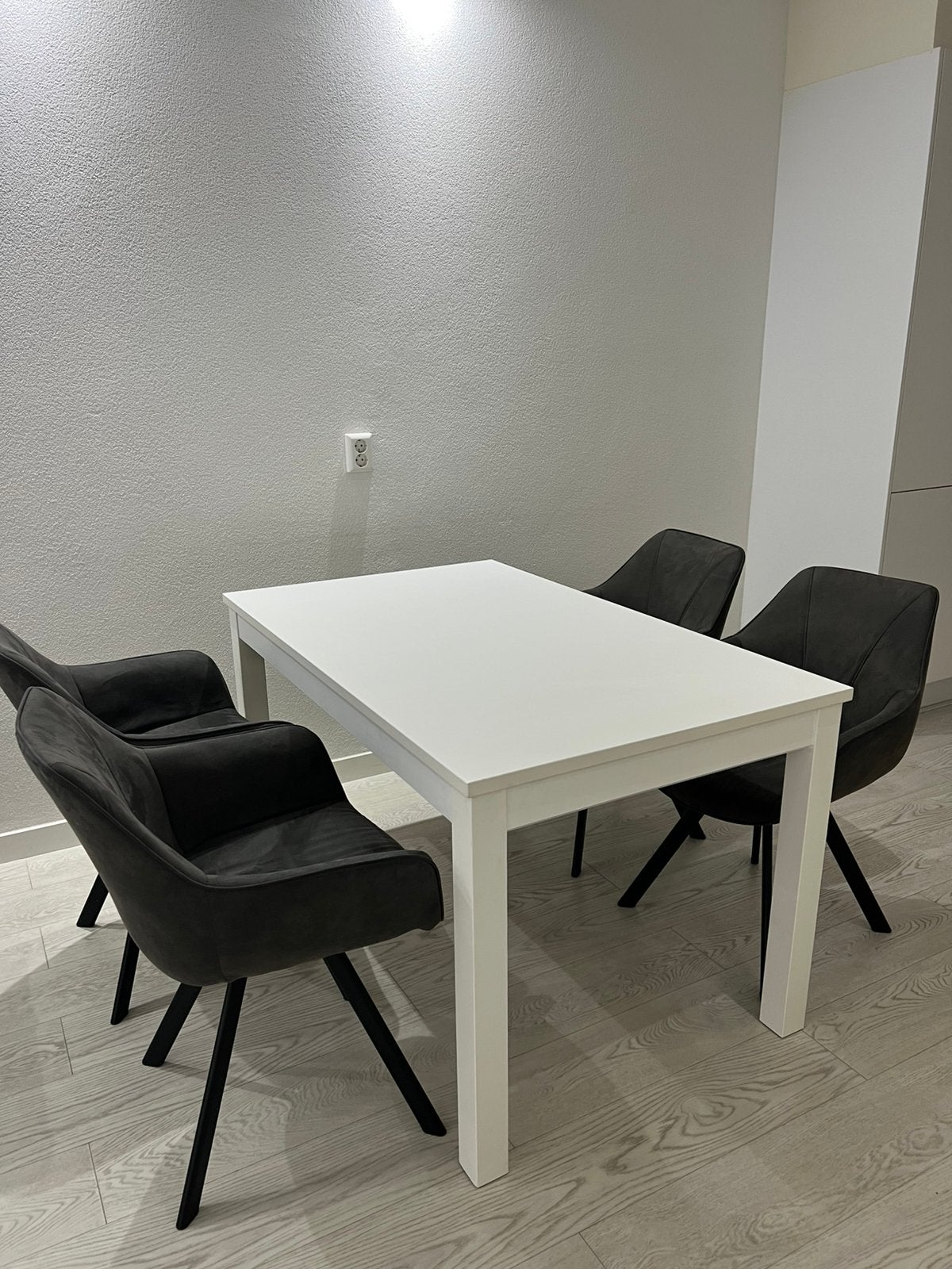 Foto 5 van Nasinge eettafel