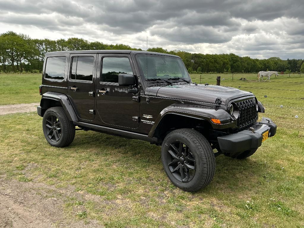 Jeep 2013 Bruin, Auto's, Jeep, Stof, Zwart, Bruin, Stationwagon