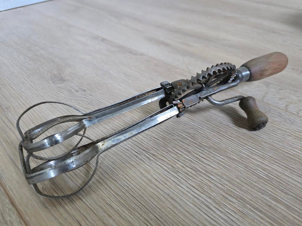 Antieke/vintage handklopper met houten handvat, Ophalen of Verzenden