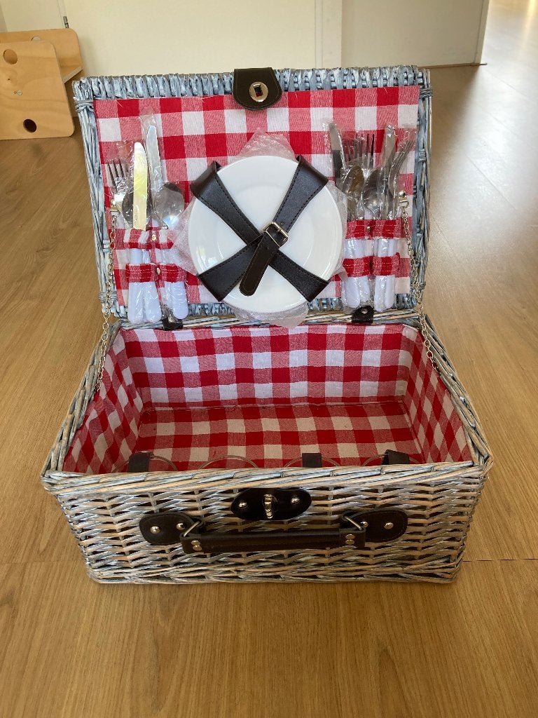 Picknickmand nieuw, Ophalen, Nieuw