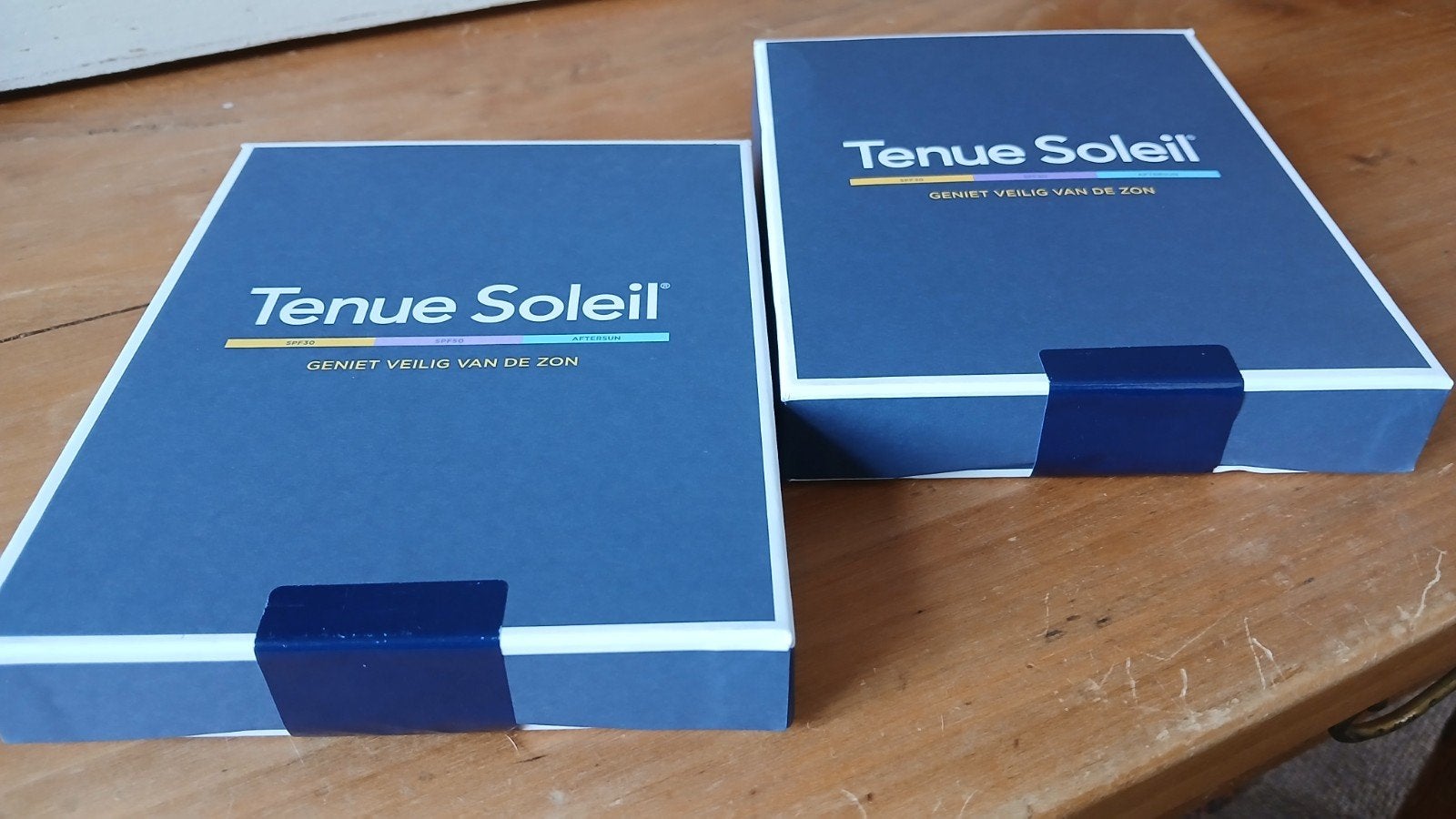 Tenue Soleil 2 doosjes, Ophalen of Verzenden, Nieuw, Gehele gezicht, Verzorging