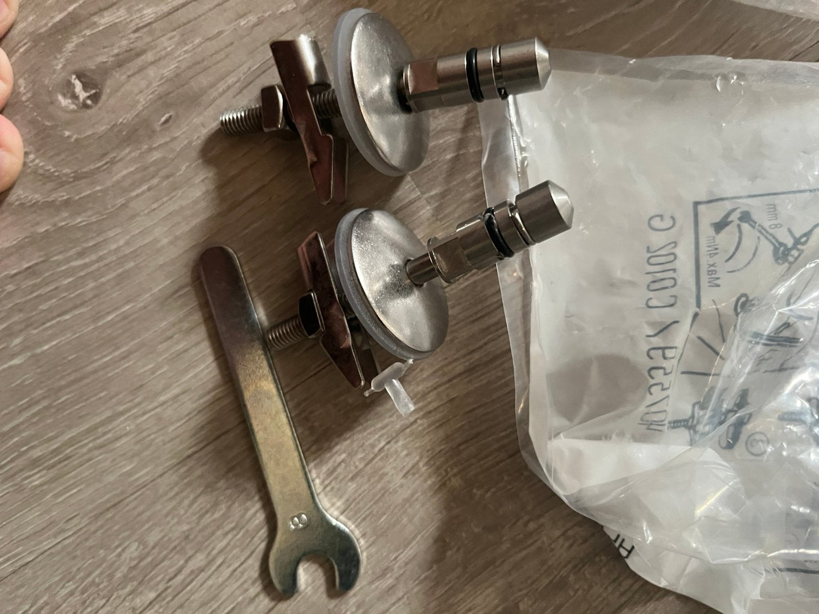 Scharnieren / montageset villeroy en boch toiletbril omnia, Verzenden, Nieuw, Toilet
