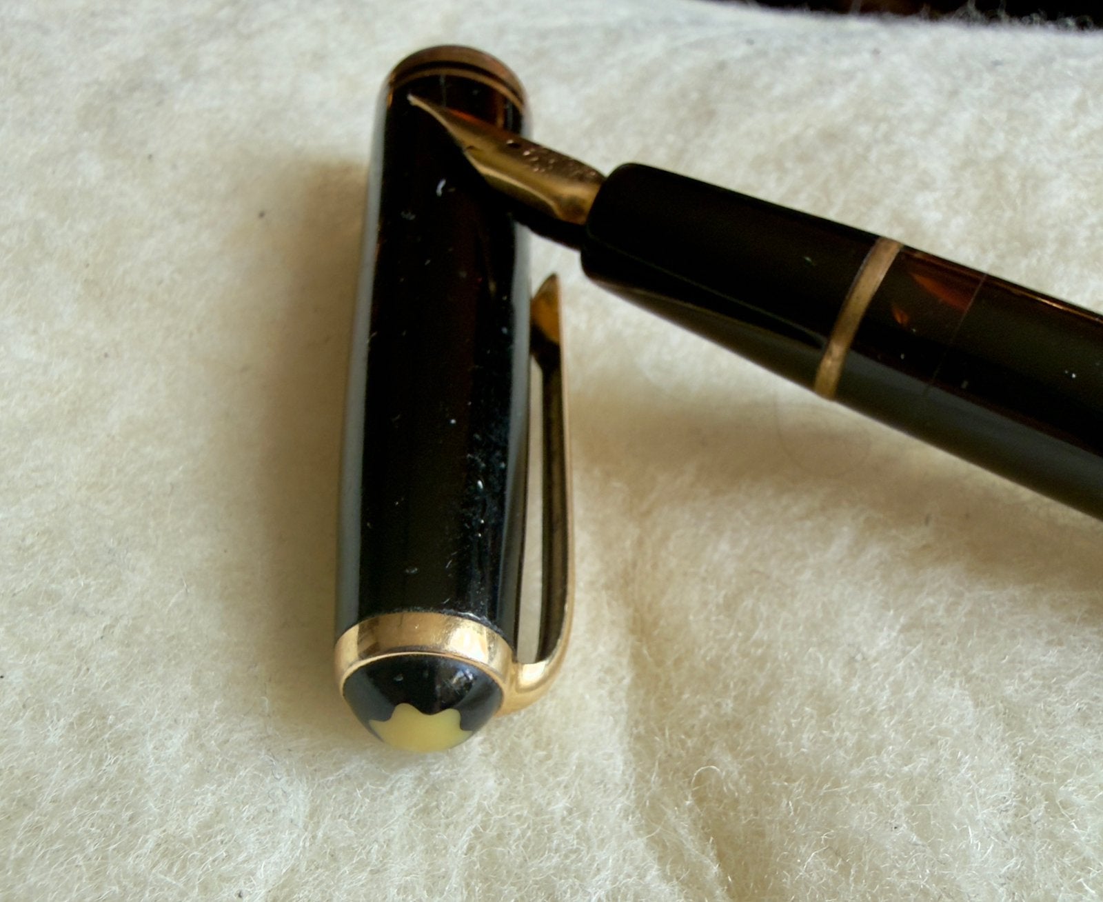 MontBlanc 344G 1951-1953 #Vulpen #MontBlanc #585 #14k, Verzamelen, Pennenverzamelingen, Ophalen of Verzenden, Gebruikt, Vulpen