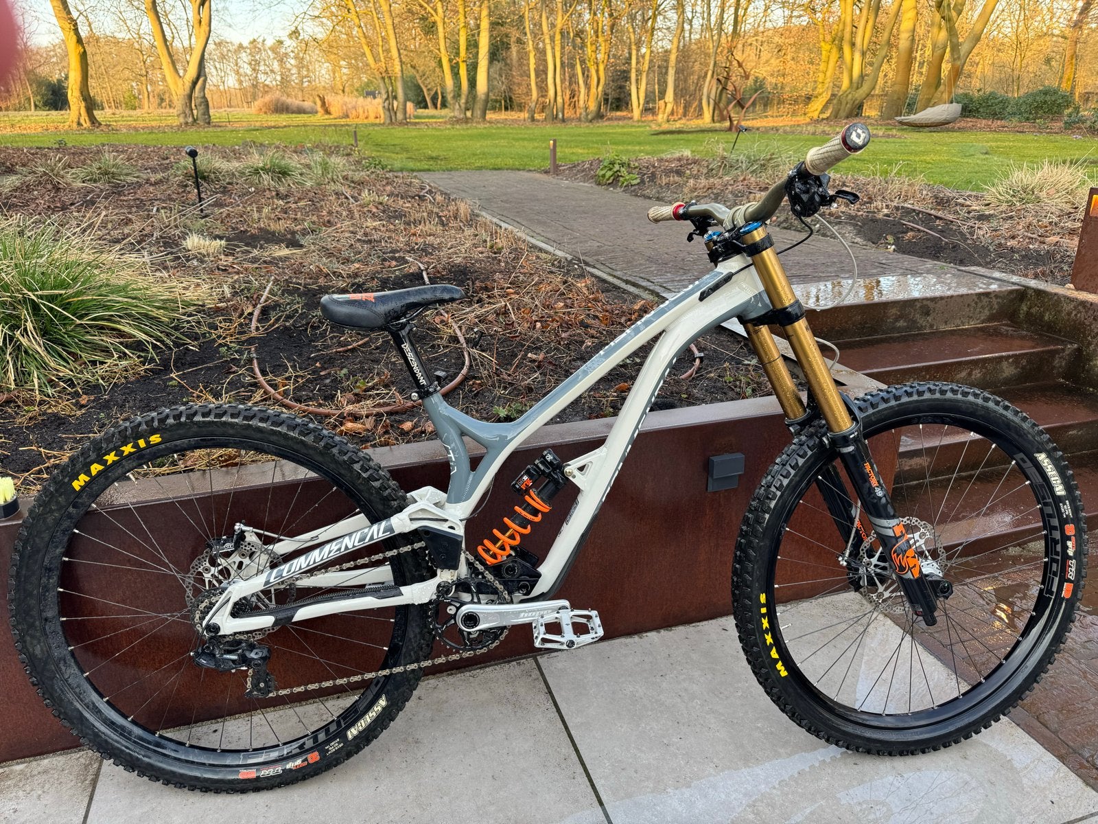 Commencal Supreme DH V4.2 Downhill Mountainbike, Fietsen en Brommers, Fietsen | Mountainbikes en ATB, Overige merken, Gebruikt