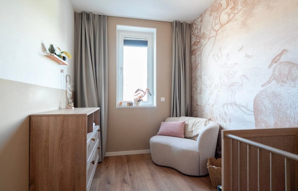 Babykamerset: Ledikant, Commode + Bladvergroter & Matras, Kinderen en Baby's, Ophalen