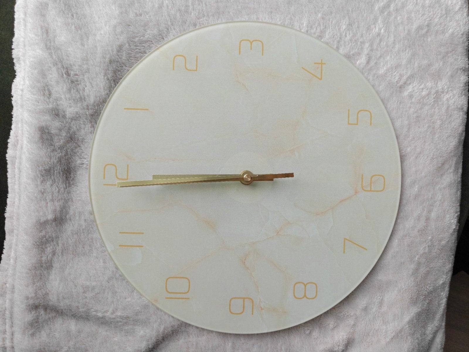Beige/crème wandklok 30cm, Huis en Inrichting, Woonaccessoires | Klokken, Ophalen of Verzenden, Nieuw, Wandklok