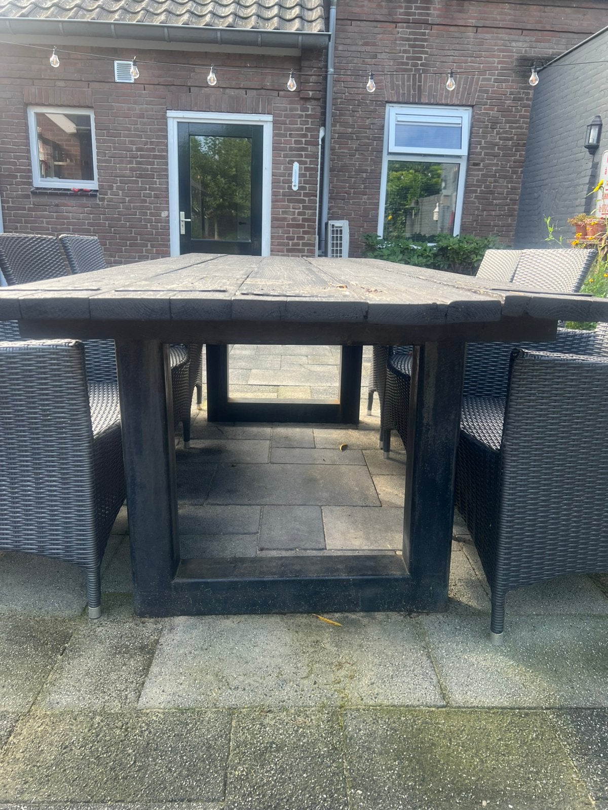 Foto 10 van Grote robuuste tuintafel 247x99 van steigerhout