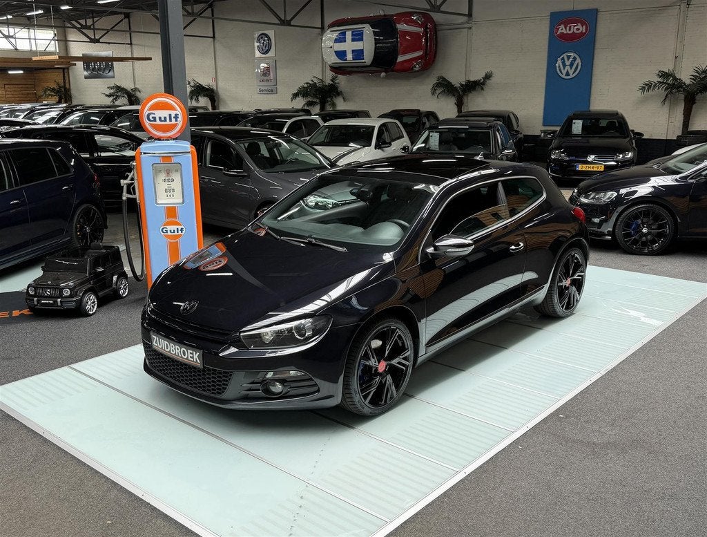Volkswagen Scirocco 2.0 TSI DSG | Pano | Dynaudio | Cruise |, Automaat, Gebruikt, 4 cilinders, Zwart
