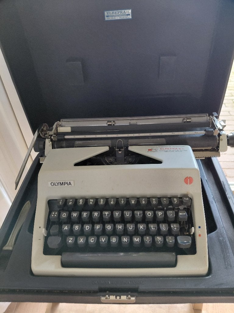 Typmachine, Olympia, Diversen, Ophalen, Gebruikt